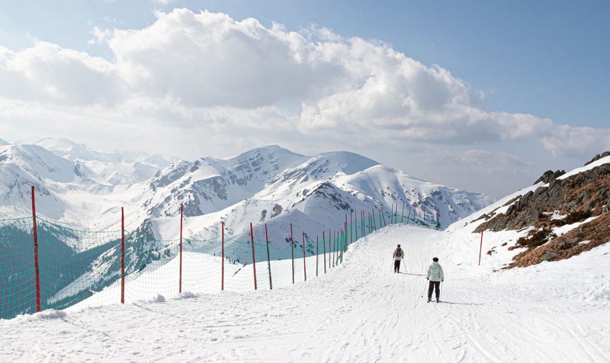 Aventure de Ski à Zakopane : Profitez des Dernières Pistes Enneigées